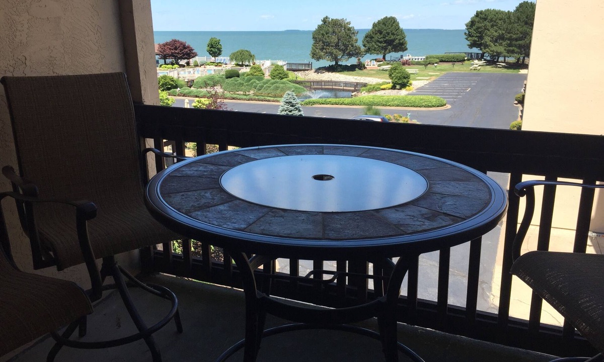 Port Clinton Condo | Shores #25: 1 BR sleeps 4