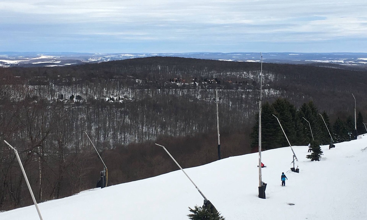 Seven Springs Condo | Ski-In/Ski-Out to Boomerang Trail,Corkscrew,Avalanche, Goosebumps at 7 Springs