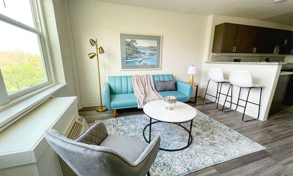 Corryville Apartment | Sleepover: Vibrant 1BD/1BA + Gym - Cincinnati