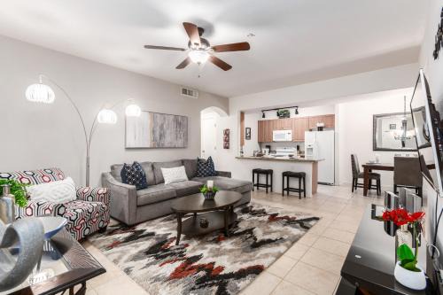Parkwood Ranch House | Southern #1064 Mesa