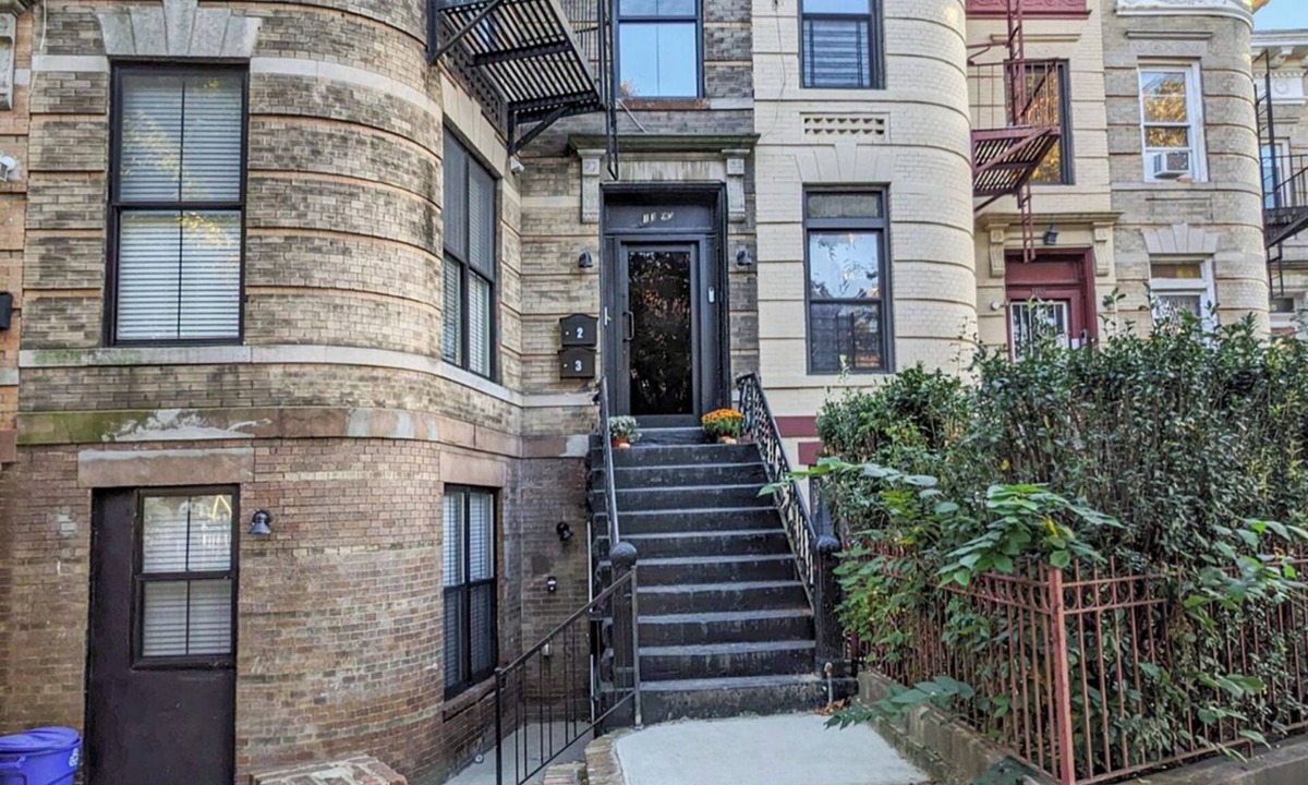 East Flatbush House | Stunning 4BR Home, Few Blocks from Subway