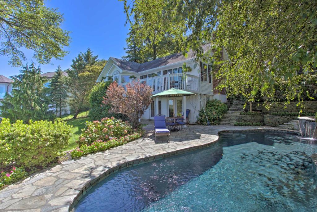 Atlantic Highlands House | Stunning Bayfront Sandy Hook Retreat Views and Yard