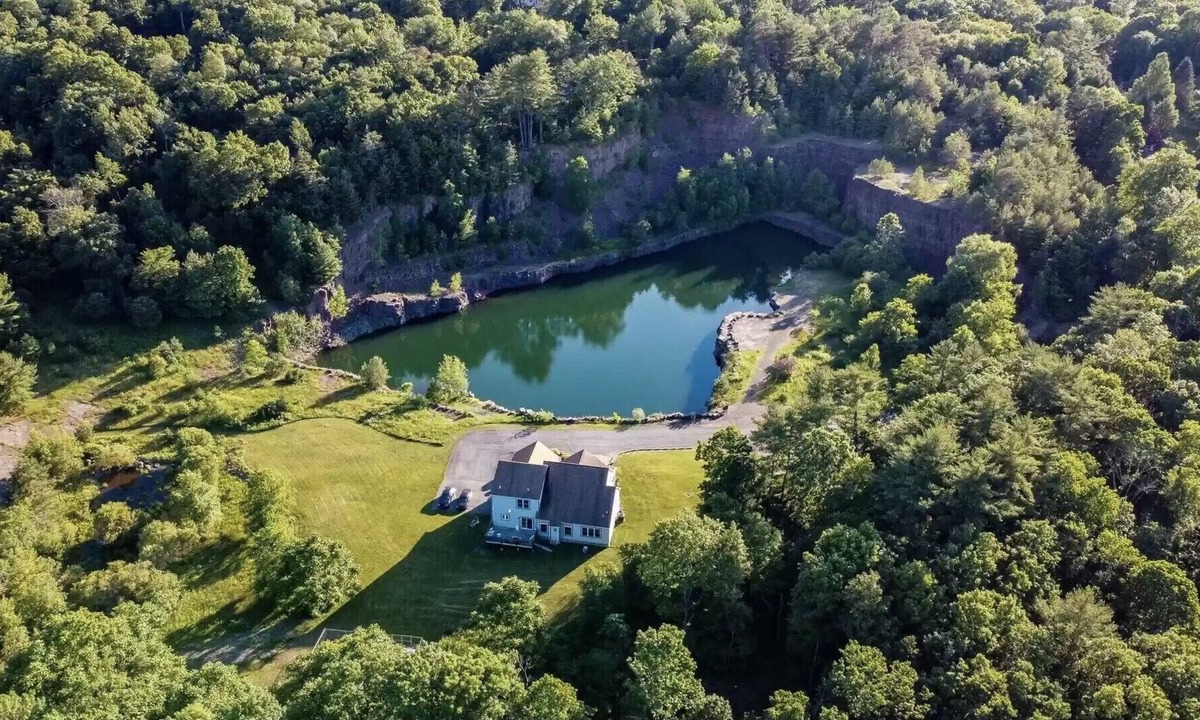 Cresco House | Stunning Home on14acres. Private Lake&beach, 4BR(private baths). Near Mt Pocono