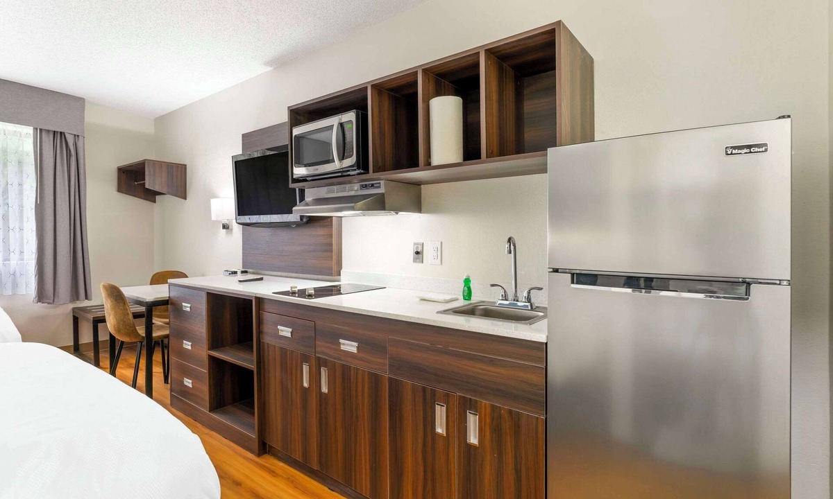 LaVale Hotel | Suburban Studios LaVale-Cumberland