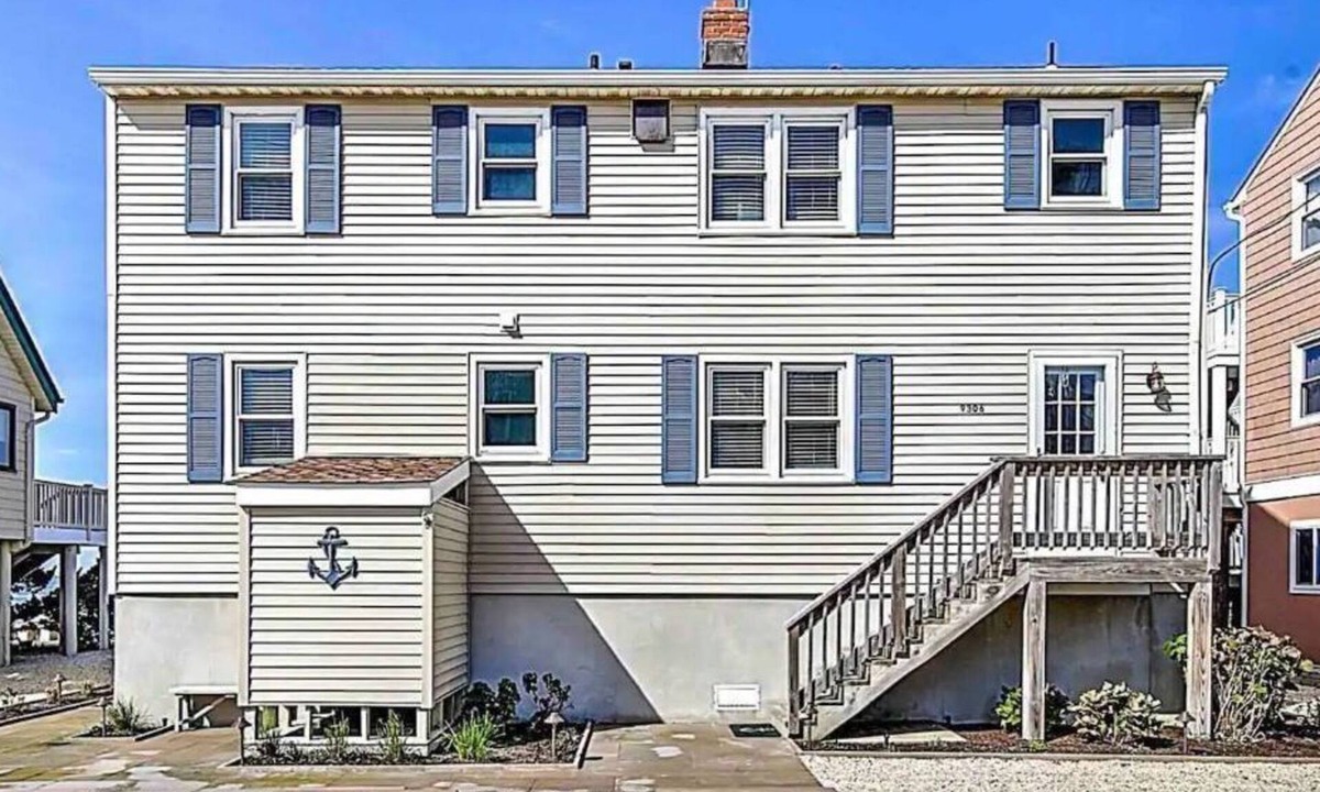 North Beach Haven House | Sunset Bay LBI upper unit