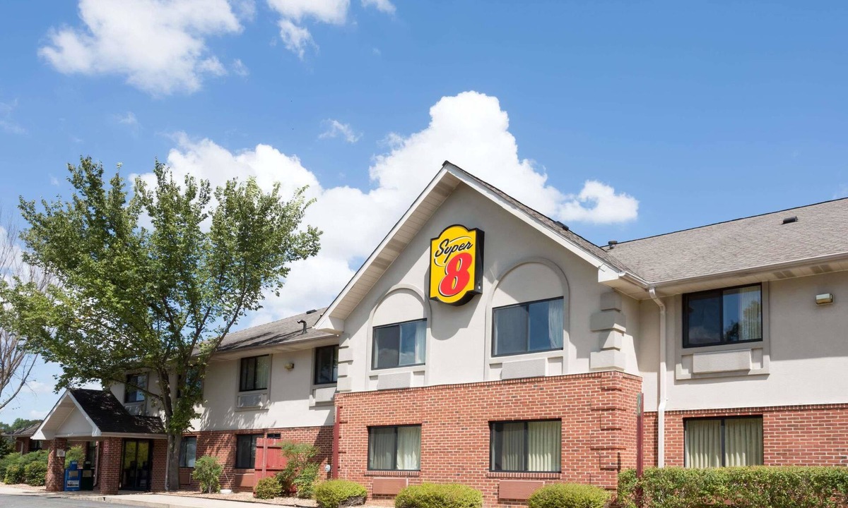 Prince Frederick Hotel | Super 8 by Wyndham Prince Frederick