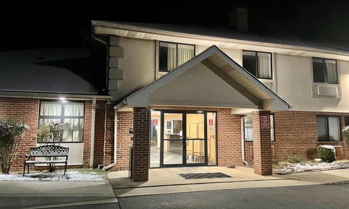 Prince Frederick Hotel | SureStay by Best Western Prince Frederick