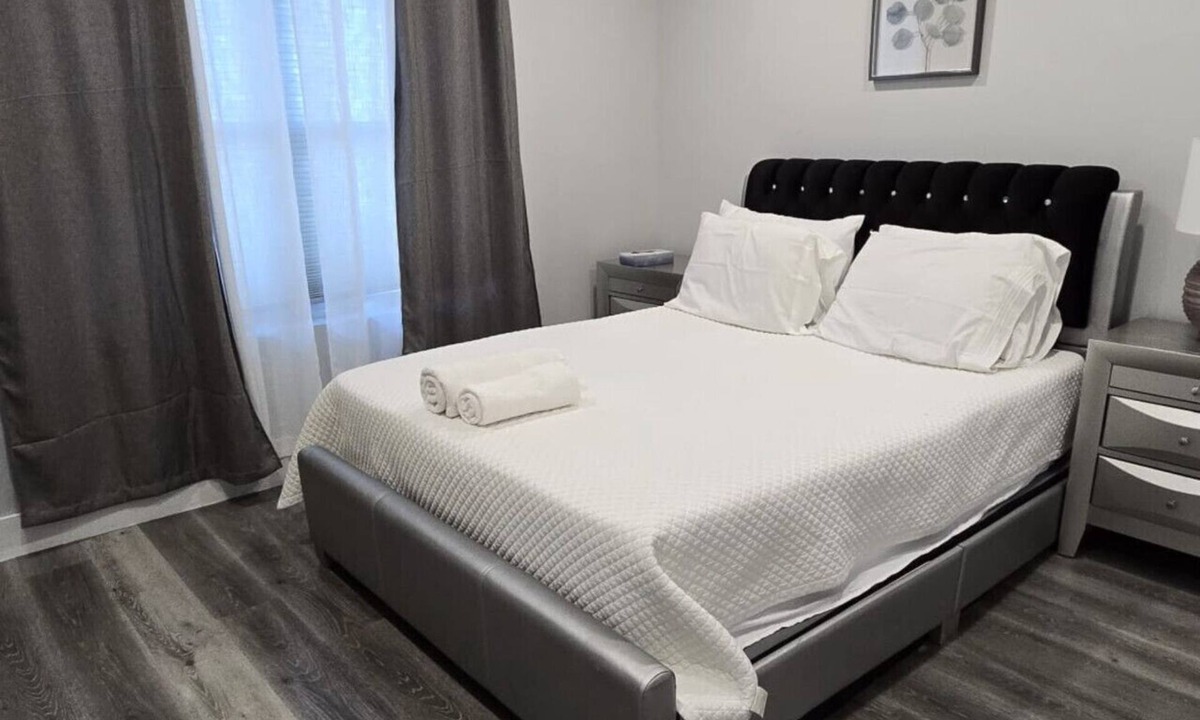 Paterson Apartment | The Charming Suite: 1BR close to NYC