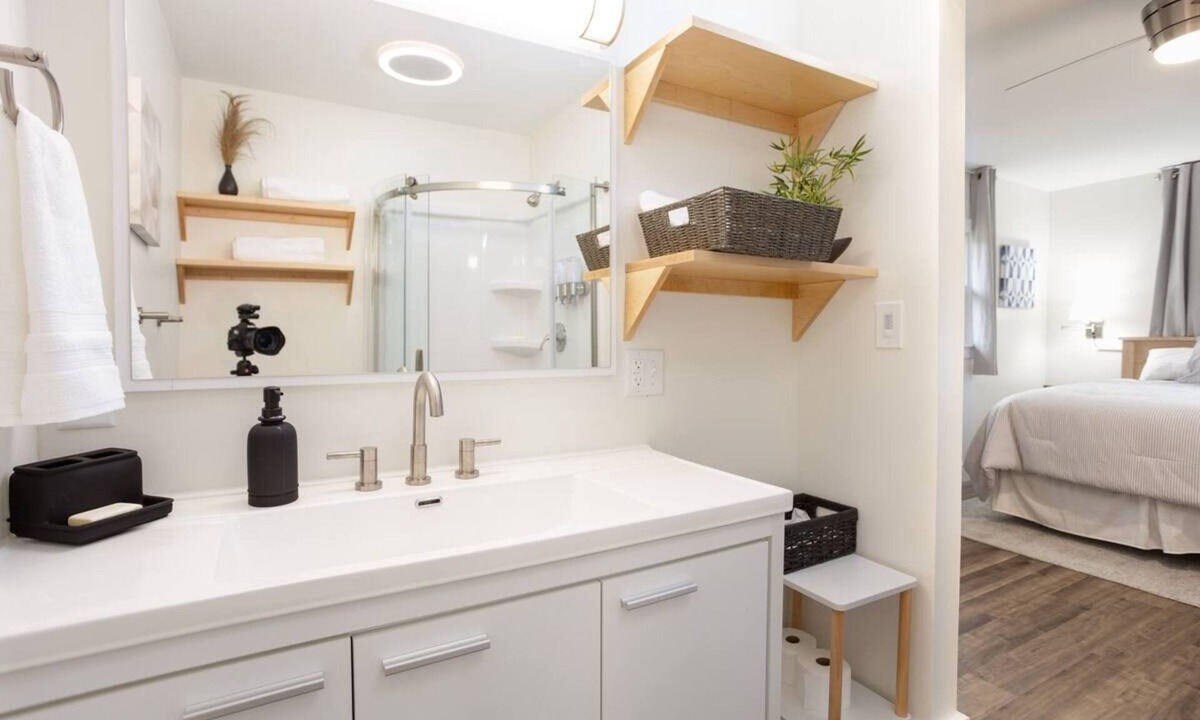 Ontario House | The Fresh on 4th, a beautifully remodeled home in Ontario Ohio.