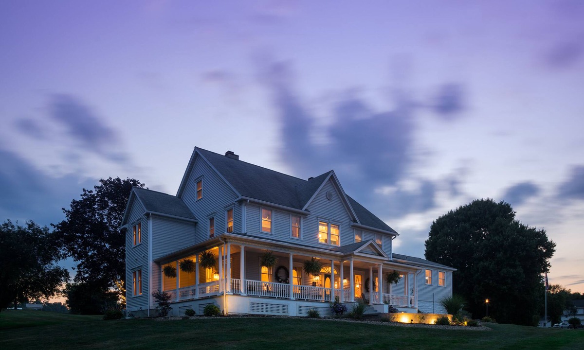 New Castle House | The Jacqueline House of Wilmington