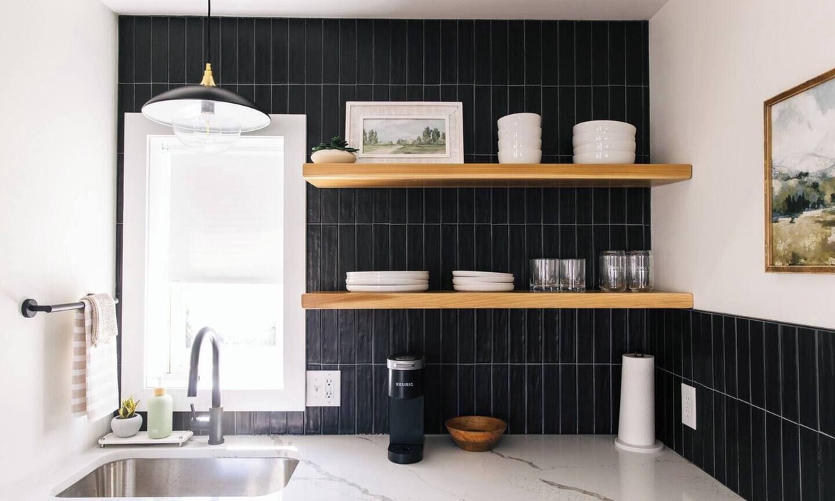 Chambersburg Apartment | The Mane & Co - No. 1
