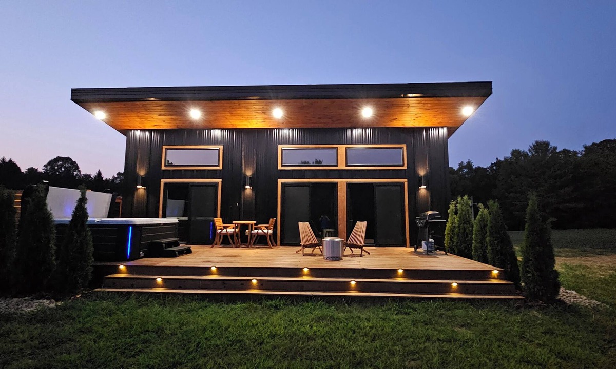 Rockbridge Villa | The Mysa - Lux Villa with Sauna & Hot tub/NEW