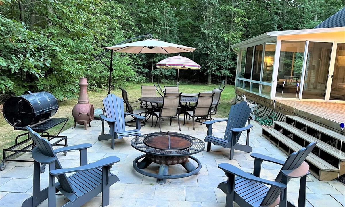 Saugatuck House | The open floor plan of this stunning custom home is great for entertaining