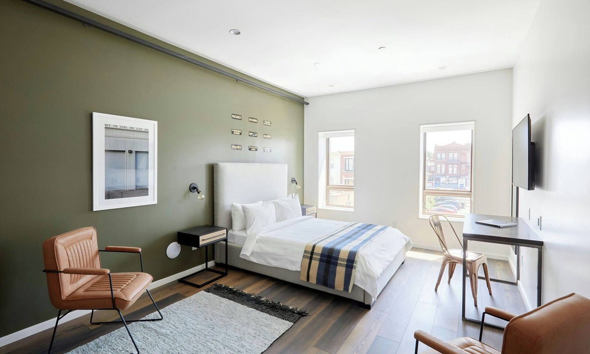 Queen Village Hotel | The Queen Hotel Queen Village, Sonder by Marriott Bonvoy