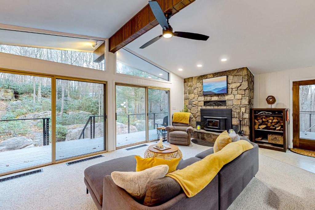 Crellin House | The Rocks