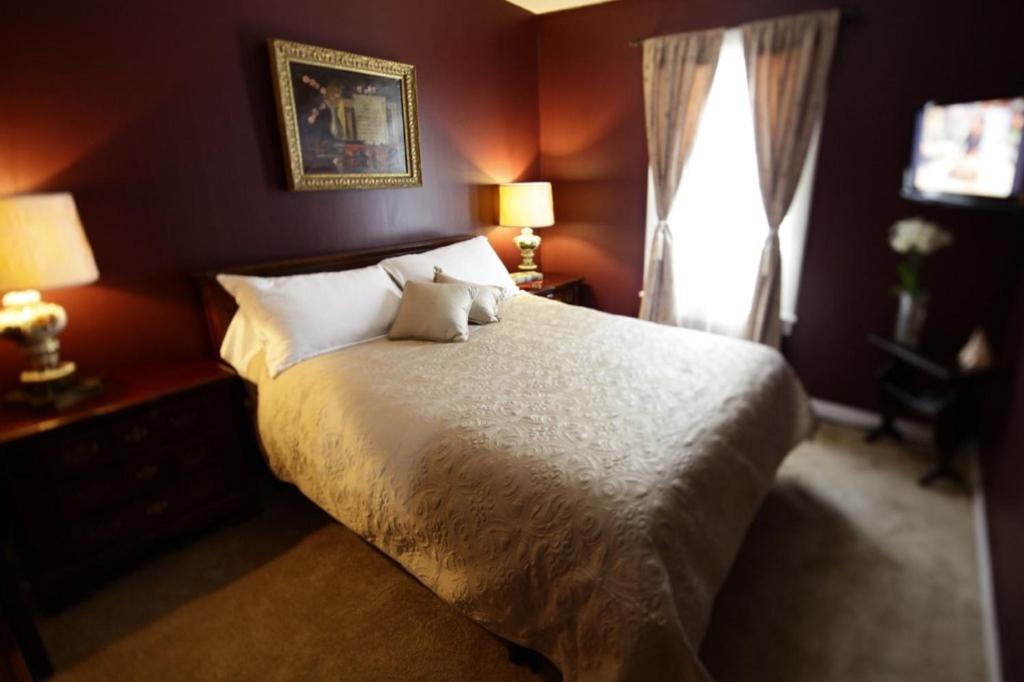 Haines Falls Bed & Breakfast | The Twilight Lodge