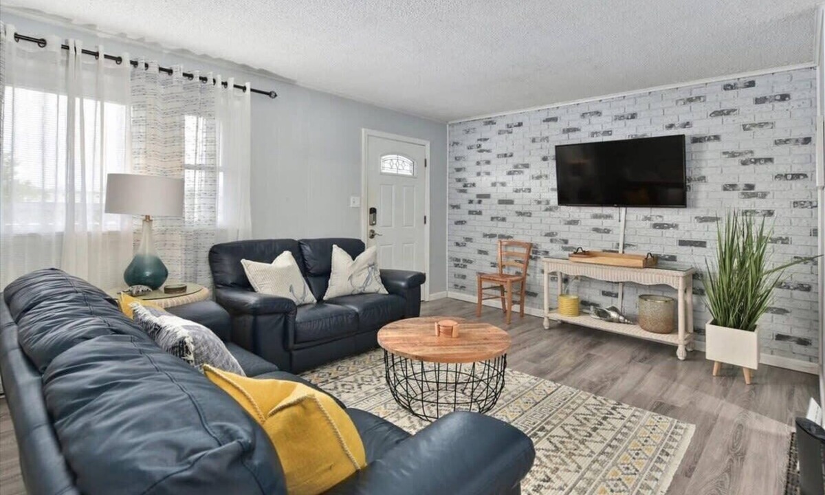 Ocean City Condo | Two Bedroom OC Condo Close to Beach and Boardwalk