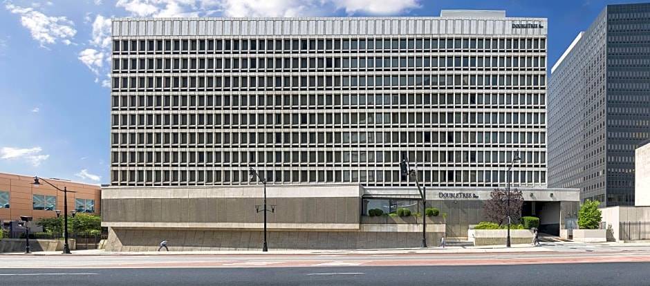 Central Business District Hotel | DoubleTree by Hilton Newark Penn Station