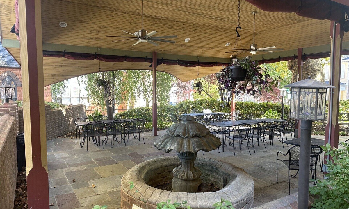 Kutztown Hotel | Vintner's Inn by Folino Estate Winery