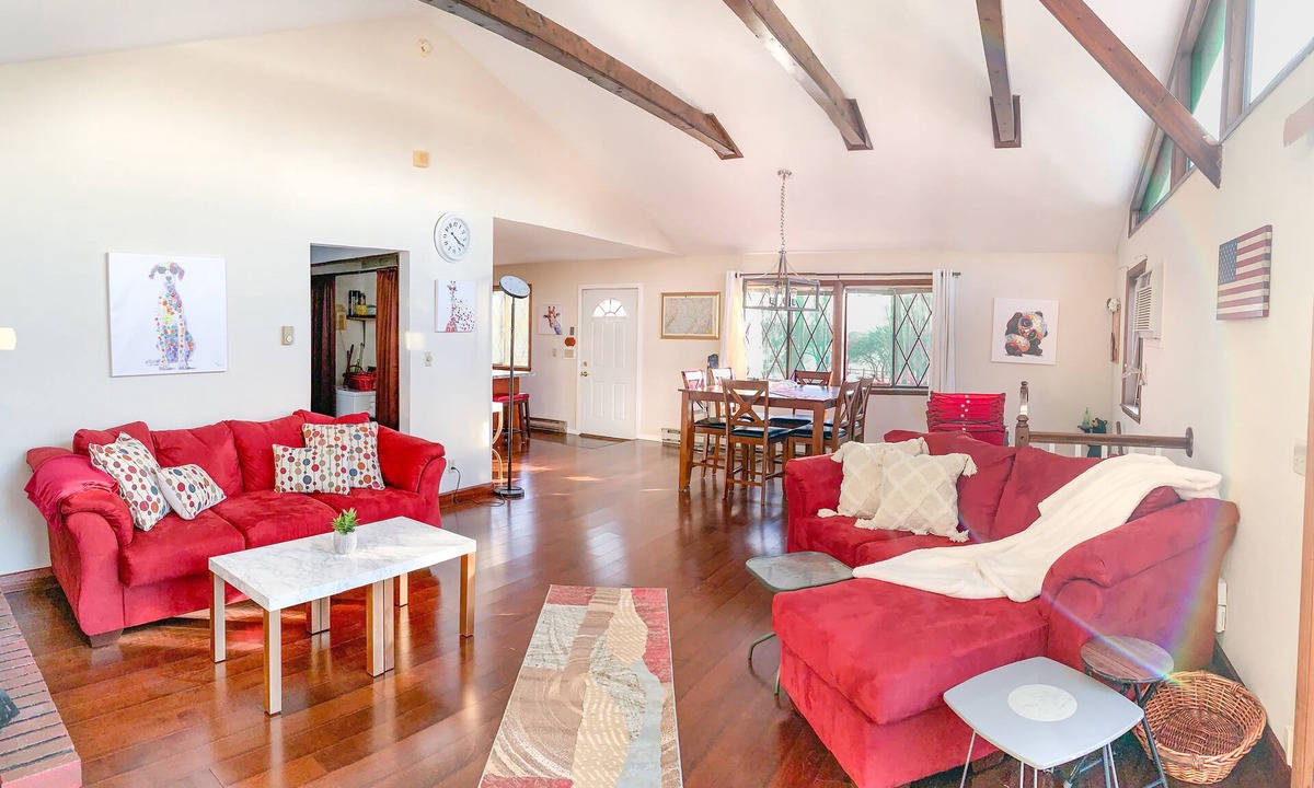 Lake Ariel Ski Chalet | Walk to Beach, Spacious Backyard