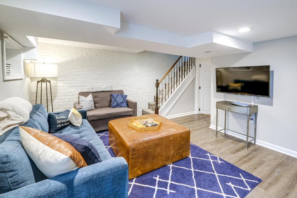Near Northeast Apartment | Walkable Location Modern DC Apt with Yard Access!