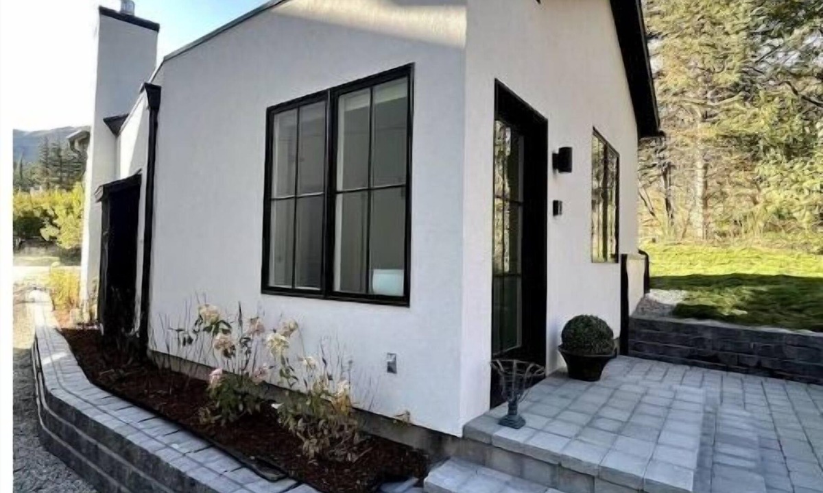 Warm Springs House | Warm Springs Chalet - luxe mountain. retreat. Close to skiing, hiking & biking.