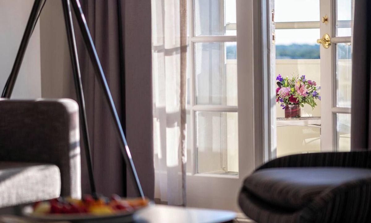 Uptown Hotel | Warwick Denver