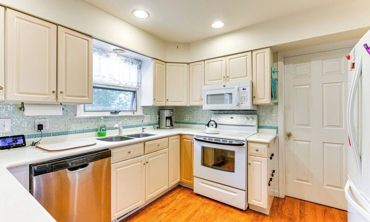 Shady Side House | Waterfront Shady Side Home w/Chesapeake Bay View!