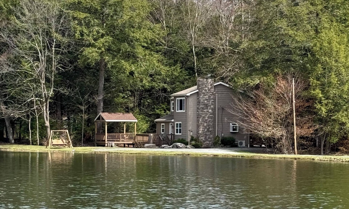 Dushore Cabin | Whispering Creek Lodge - Water views from every window