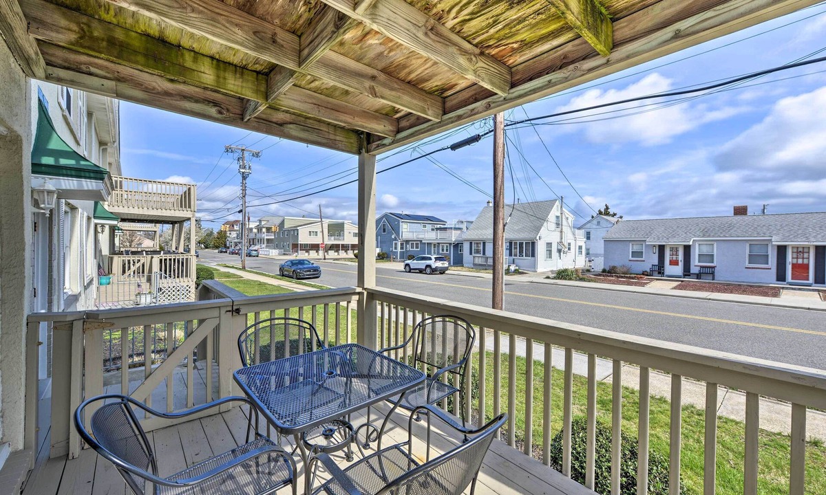 Wildwood Crest Condo | Wildwood Crest Condo: 2 Blocks to Beach!