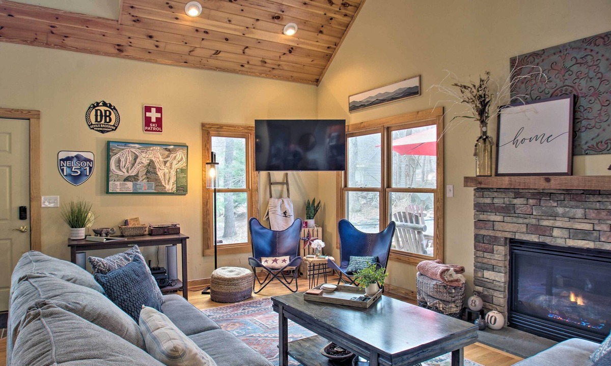 Chestnut Springs Cabin | Wintergreen Resort Cabin: Near the Slopes!
