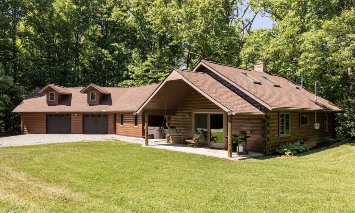 Champion House | Wooded cabin in the Laurel Highlands with beautiful yard and native trout stream