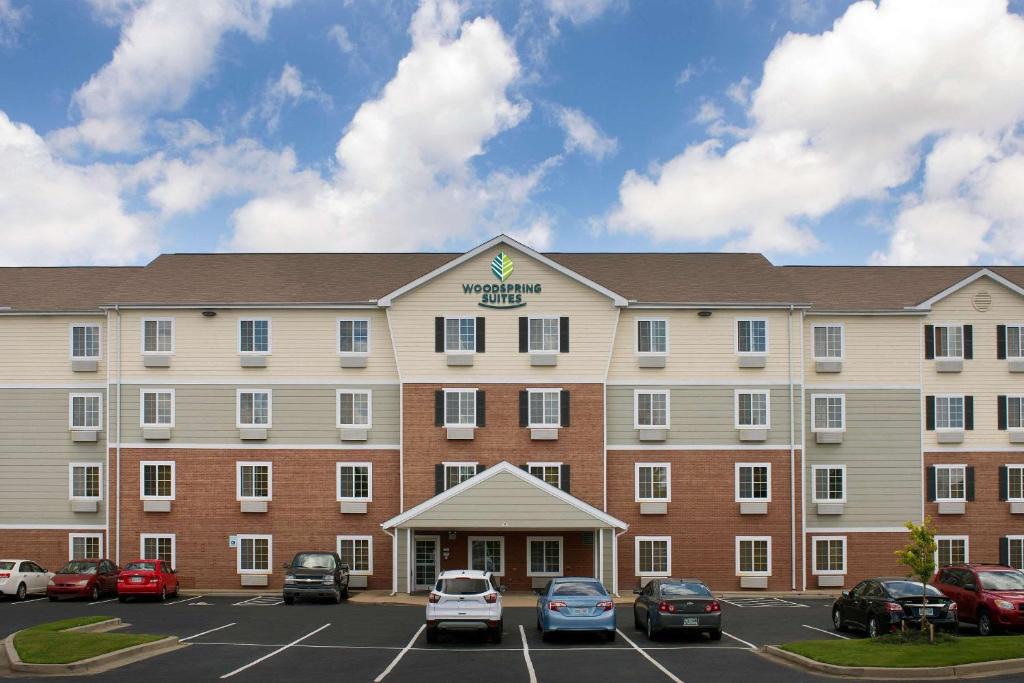 Southwind Hotel | WoodSpring Suites Memphis Southeast