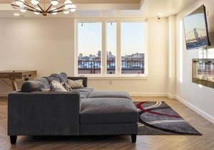 1 Bedroom Condo 340939 by Houzlet