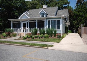 103 Rodney St - Seven Bedroom House, Sleeps 18