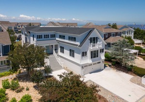106 W Cape Shores Drive - Spacious, luxury home with water views/elevator