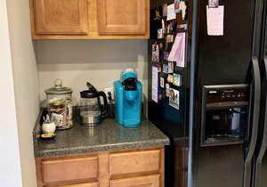 1900s Victorian In Historic Fountain Square. Discounts for Long Term Rentals!