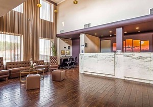 2-Star Hotel ∙ Best Western Plus Newark Airport West