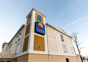 2-Star Hotel ∙ Comfort Inn & Suites Mount Pocono
