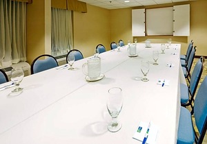 2-Star Hotel ∙ Holiday Inn Express Wilkes Barre East, an IHG Hotel