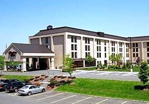 2-Star Hotel ∙ Hampton Inn Clinton