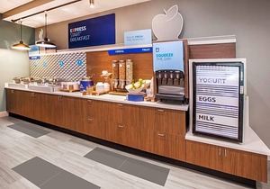 2-Star Hotel ∙ Holiday Inn Express Chillicothe East, an IHG Hotel