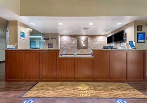 2-Star Hotel ∙ Comfort Inn West Hazleton