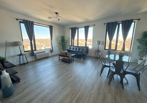 2BR apt close to EWR 3818