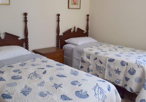 2nd Floor Beachfront Duplex in Townsend Inlet
