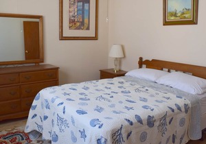 2nd Floor Beachfront Duplex in Townsend Inlet