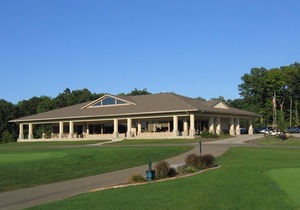 Apple Valley Lake, Pool and Beaches! Guest Passes available for a fee!