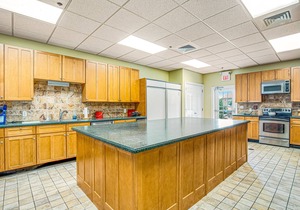 Bayside Bethany Lakes townhouse w/pools, gym, free WiFi, and tennis