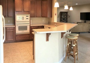 Bayside Resort-One floor 2400sq ft condo,Steps to Sunridge,semiprivate elevator