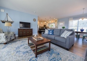 Beach comfort-lovely home, beach, pools, pet friendly!